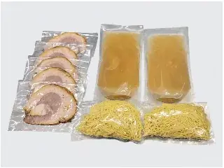 約2,800人が鳥取砂丘を大仮装パレード！AKB48徳永さん・永野さん、ポケモン「サンド」「アローラサンド」、ミャクミャクも登場！「鳥取砂丘ハロウィンパーティーafter EXPO2025」 画像 14