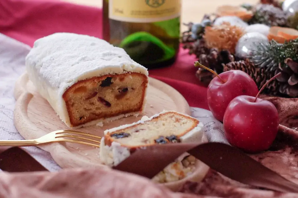 【rebake】どこかの街のパン屋さんから運命の一本が届く。「シュトーレンおたのしみ便」の販売が開始 画像 3