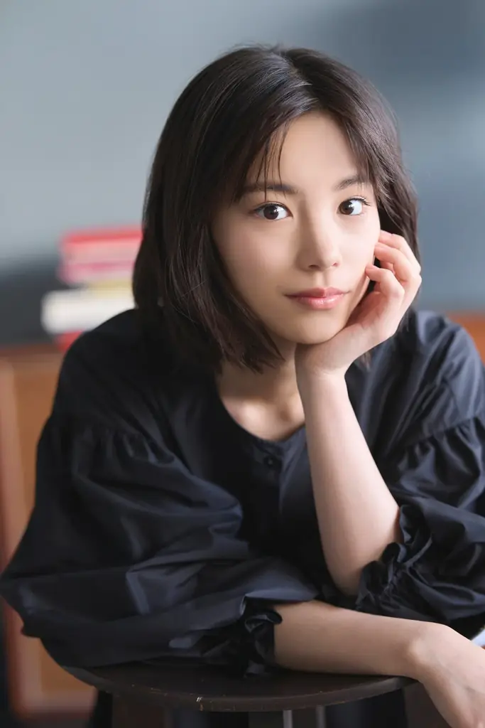 當真あみさんがチョコ・チョコ・チョコに満たされる！1人2役でチョコの味わいを可愛らしくポップに表現　ブルボン「濃厚チョコブラウニー」新WEBCM10月28日（火）から公開 画像 6