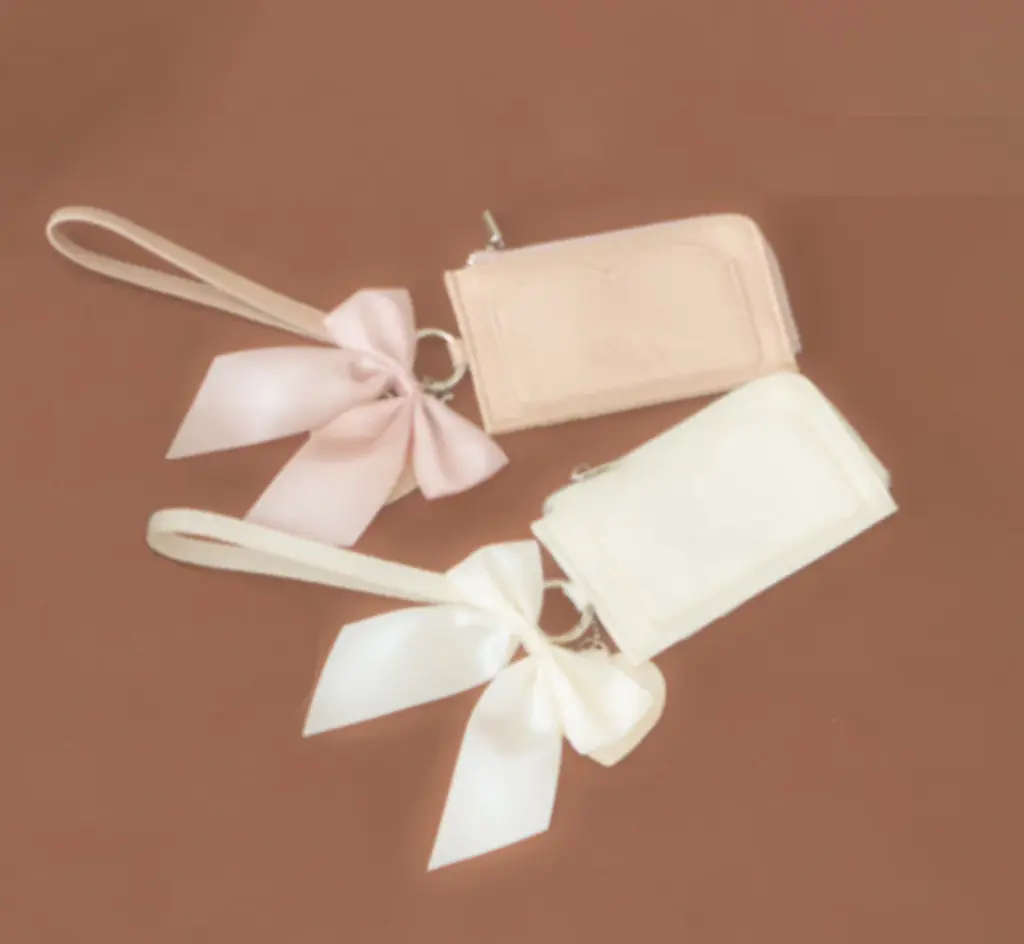 大人気のナルミヤキャラクターズ「べリエちゃん」とレディースアパレルブランド「Mi-je（ミジェ）」の初コラボ商品が2025年11月8日(土)より発売。 画像 13