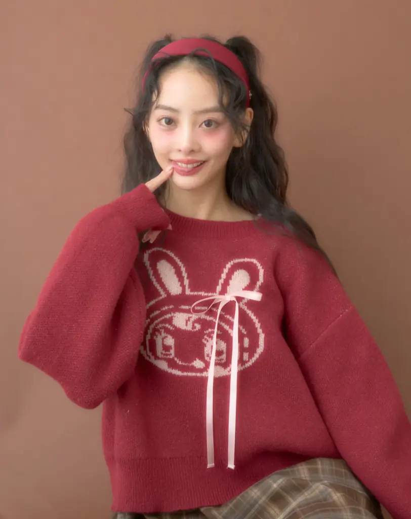 大人気のナルミヤキャラクターズ「べリエちゃん」とレディースアパレルブランド「Mi-je（ミジェ）」の初コラボ商品が2025年11月8日(土)より発売。 画像 3