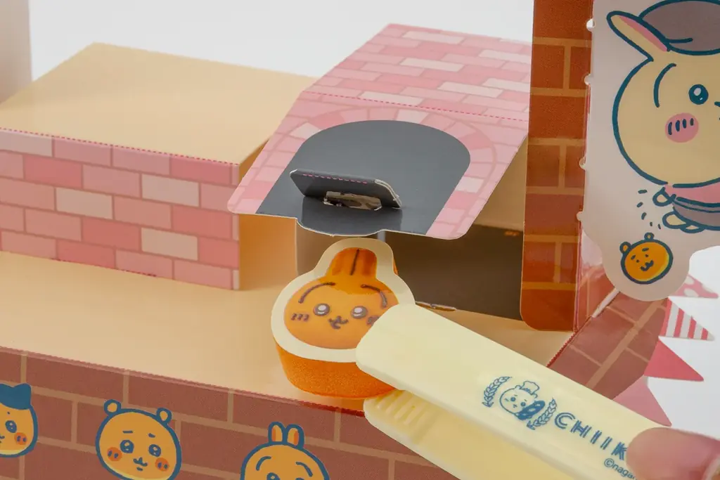 「ちいかわベーカリー」公式コラボの付録ムックが発売！　店舗１周年イベントとのコラボも開催中！ 画像 4