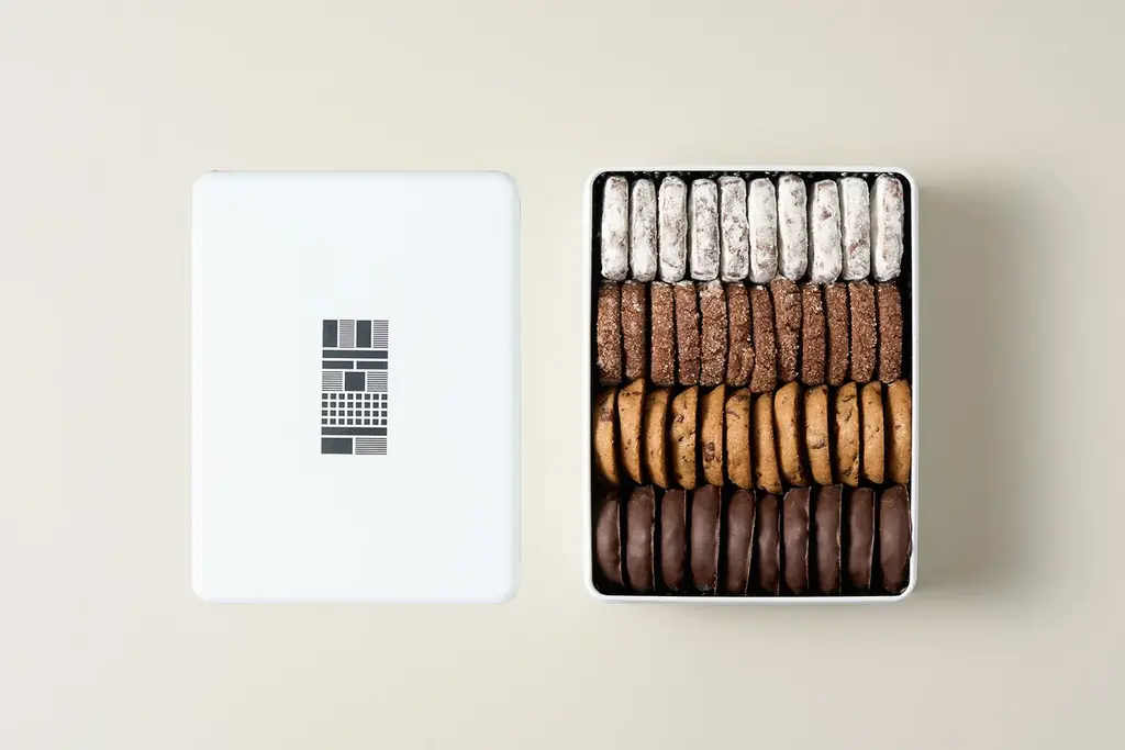 麻布台ヒルズ店2周年、4種クッキー缶が11/1発売