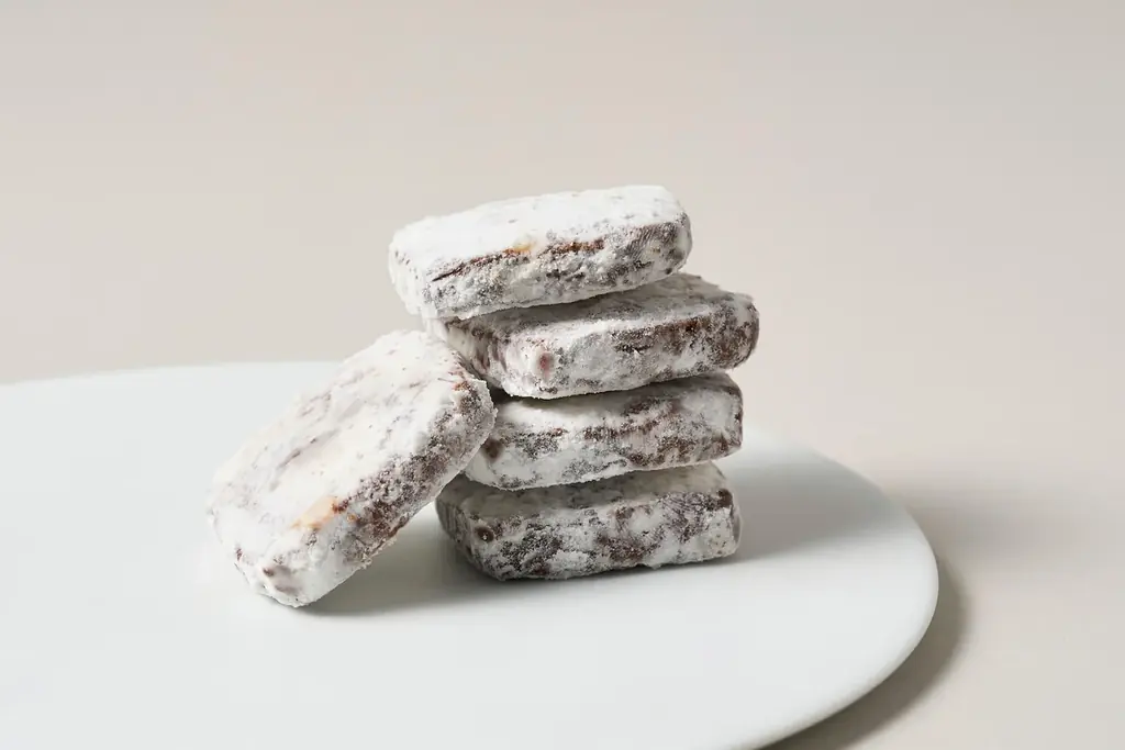 Minimal 麻布台ヒルズ店 2周年限定「4種のチョコレートクッキー缶」登場。さらにコース＆アフタヌーンティー1,000円オフを実施。 画像 5