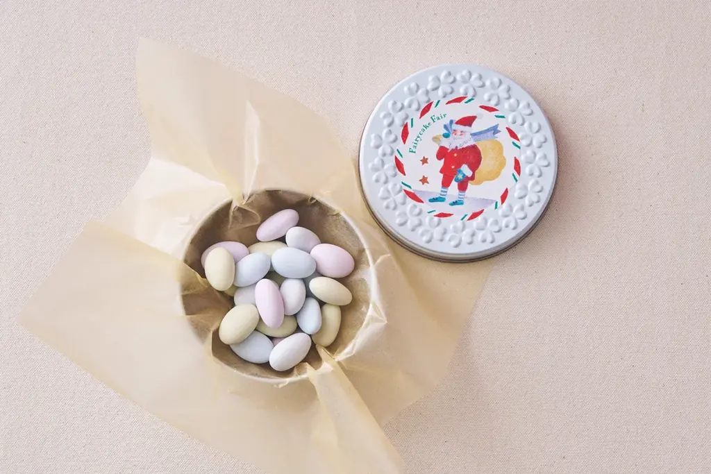 フェアリーケーキフェアのクリスマス2025、第一弾がスタート！寄付つきネコクッキー缶や、どうぶつショートケーキなど、クリスマス気分を彩る限定スイーツが勢ぞろい。 画像 10