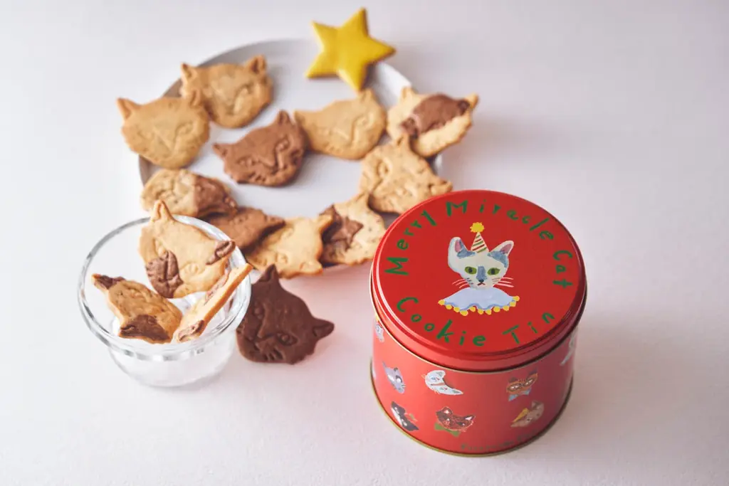フェアリーケーキフェアのクリスマス2025、第一弾がスタート！寄付つきネコクッキー缶や、どうぶつショートケーキなど、クリスマス気分を彩る限定スイーツが勢ぞろい。 画像 7