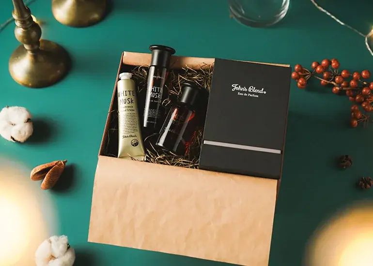 ホリデーの夜に“弾けるムスク”——John’s Blend 季節限定「MUSK SPARKLING」11/1発売、WEB限定ギフトBOXも登場 画像 11