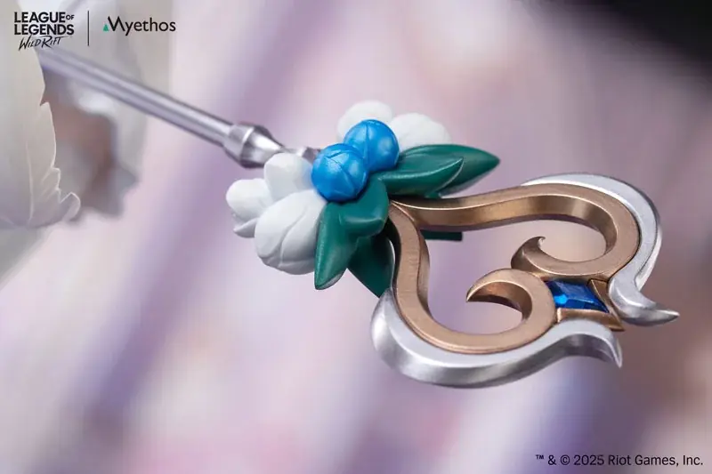 大人気マルチバトルゲーム『リーグ・オブ・レジェンド：ワイルドリフト』より、「水晶の薔薇 ラックス」フィギュアが登場。あみあみにて予約受付中。 画像 9