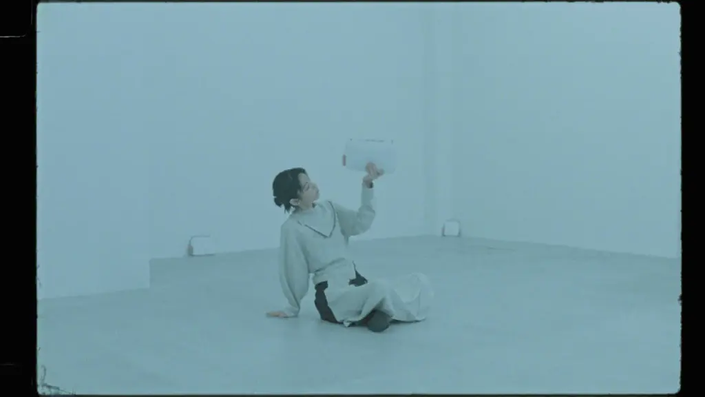 當真あみさん出演の新プロモーションムービーも公開 映画館のスクリーンを活用したアパレルコレクション「SCRE:EN」バックパックやポーチなど、第三弾が発売決定 画像 5