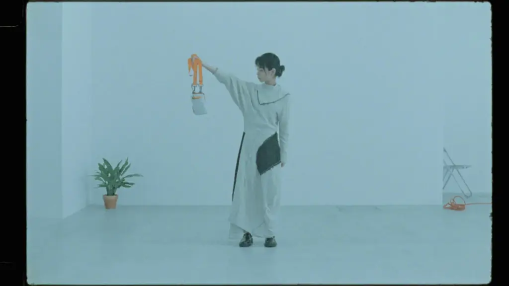 當真あみさん出演の新プロモーションムービーも公開 映画館のスクリーンを活用したアパレルコレクション「SCRE:EN」バックパックやポーチなど、第三弾が発売決定 画像 7