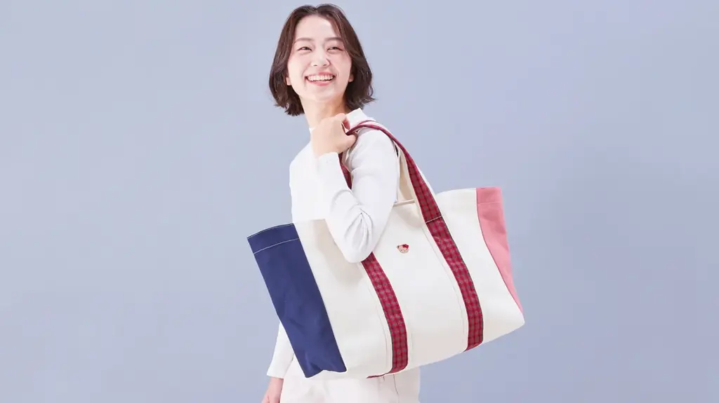 ファミリアから神戸・東京限定アイテムが東西異なるカラーで新登場！ ファミリア神戸本店・代官山店含む計4店舗で限定販売 発売を記念しイニシャル刺繍イベントを開催 画像 2