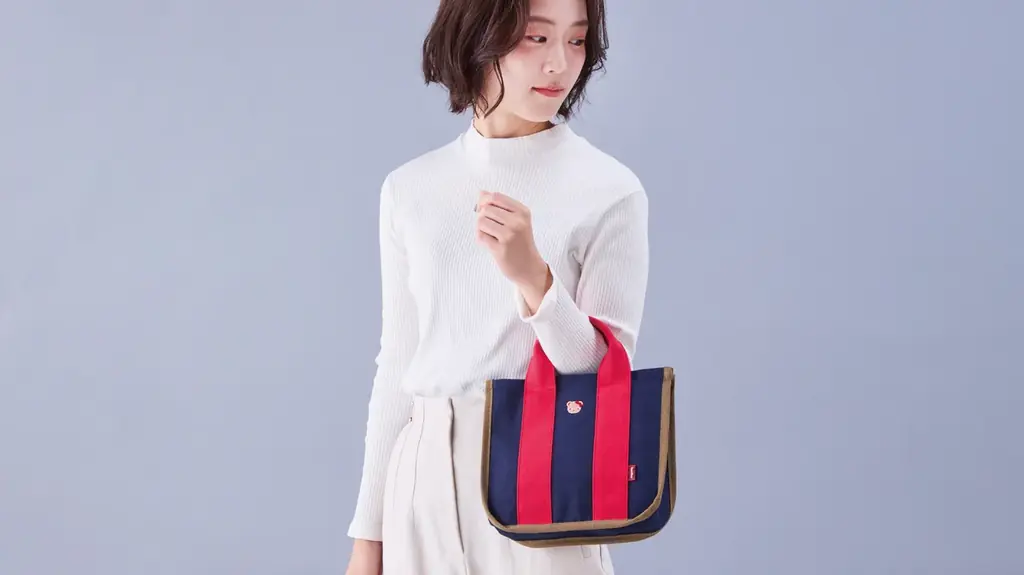 ファミリアから神戸・東京限定アイテムが東西異なるカラーで新登場！ ファミリア神戸本店・代官山店含む計4店舗で限定販売 発売を記念しイニシャル刺繍イベントを開催 画像 5