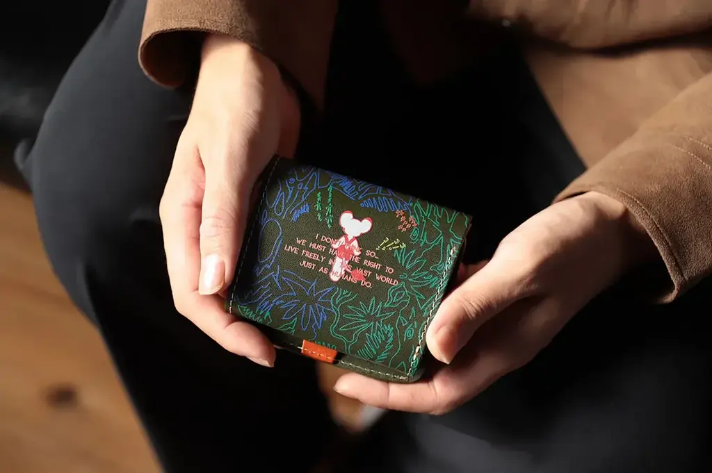 『ジャングル大帝』レオとパンジャがミニ財布に！革職人が上質なレザーを使いハンドメイド。11/3「まんがの日」に登場です。 画像 6