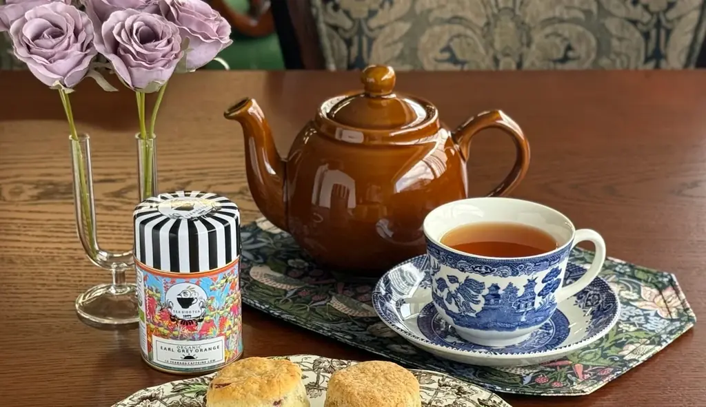 【シナグロブリティッシュセレクションByマダムヒロミ】ジェイアール京都伊勢丹「英国展2025」出店記念にキャンペーンを開催。抽選で人気スイーツと紅茶のセットを！さらに全員もらえるプレゼントも！ 画像 3