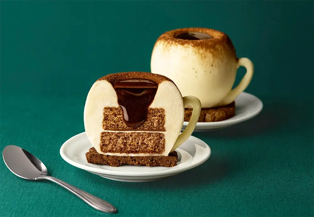 【東京駅限定】まるでコーヒーカップ！なティラミスが新発売。月・火・水曜だけ出会える新作ケーキ。喫茶スイーツブランド「喫茶店に恋して。」から 画像 2