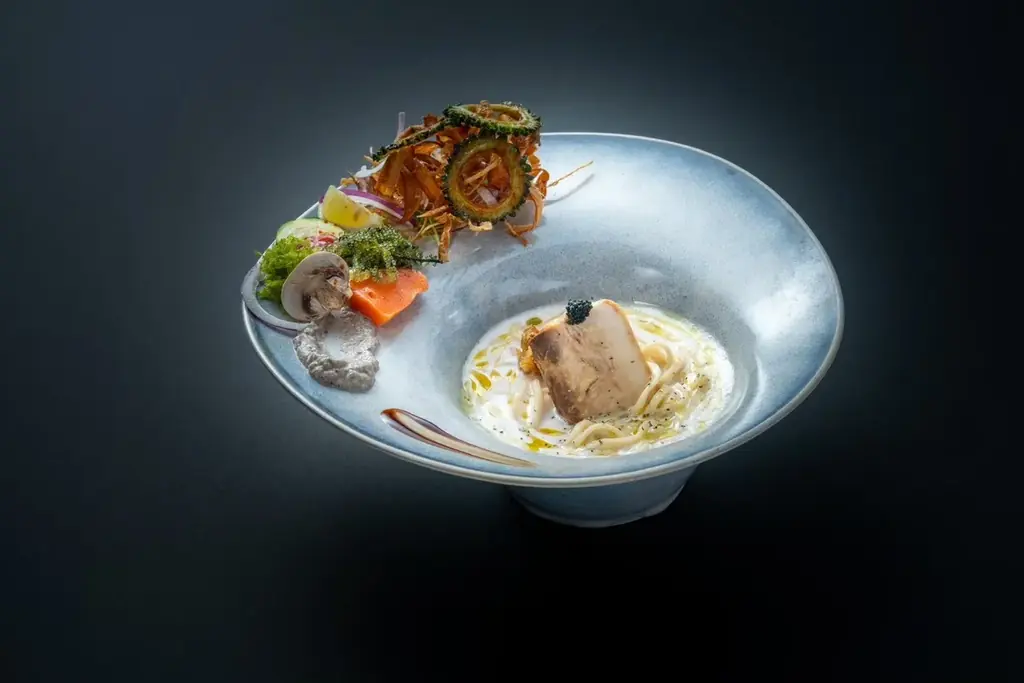 【沖縄・首里に新店舗OPEN】フレンチソーキそば専門店「Salmon Noodle 3.0 首里店」2025年11月1日（土）グランドオープン 画像 5