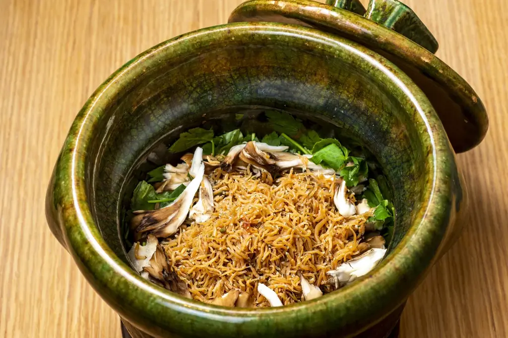 五街道の起点日本橋と東海道で結ばれたしずおか中部の交流企画｜日本橋の名店15店で桜えびやしらすなどしずおかの名産品を活かした特別メニューを味わう「日本橋 しずおか食堂」を11/8(土)より期間限定開催 画像 9