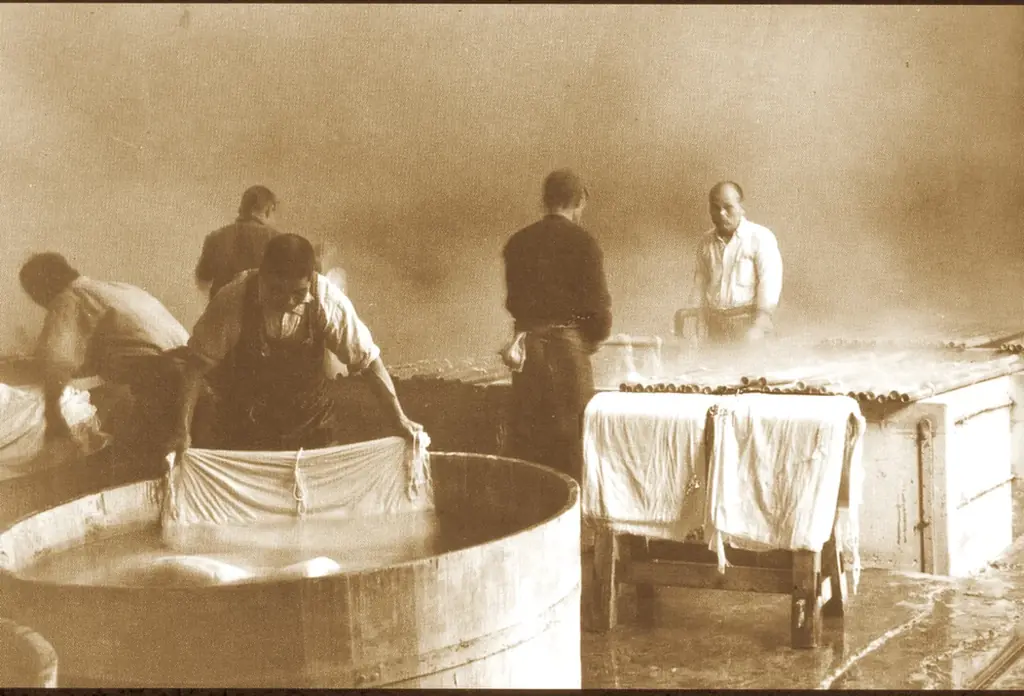 「ずっと使い続けたい」の声に応えて。「コモエース」から敏感肌ケア・エイジングケア※1を叶える美容オイルが定番商品として新発売！ 画像 9