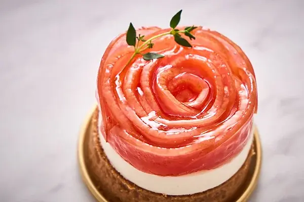 【ホテルメトロポリタン】期間限定！旬の美味しさをお届けする「ホテルメイドスイーツ＆パン」 画像 1