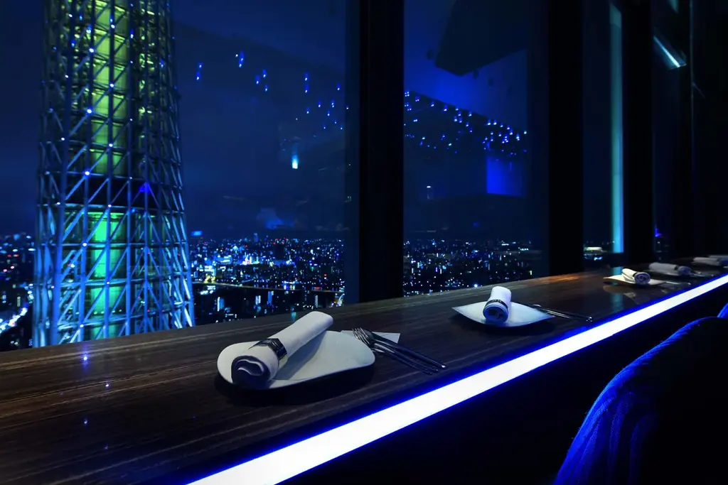 東京スカイツリータウン(R)ドリームクリスマス2025 「Special Menu ・ Dinner Course」 「Christmas Cake Collection」 画像 10