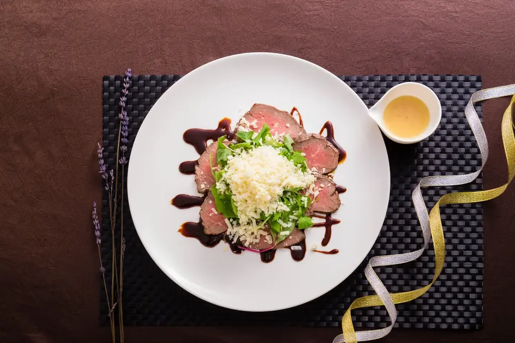 東京スカイツリータウン(R)ドリームクリスマス2025 「Special Menu ・ Dinner Course」 「Christmas Cake Collection」 画像 2