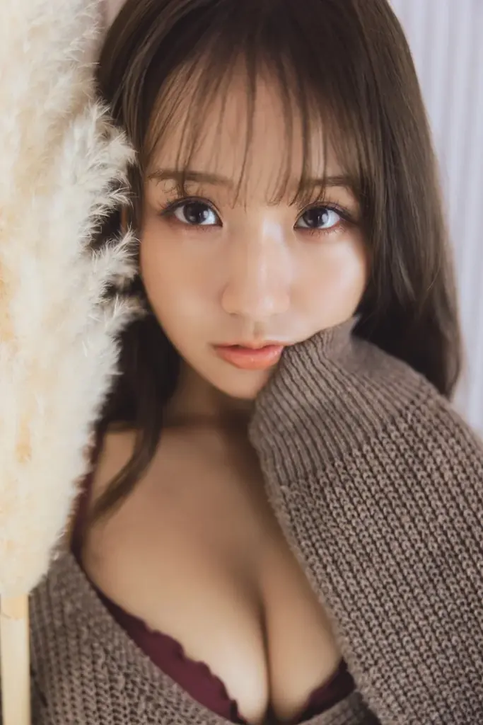 待望の第２号でもグラビア界の人気者７人が誌面を躍動！ グラビアムック『PARADE(パレード)』2025秋号、小学館より本日10月30日発売！ 画像 3