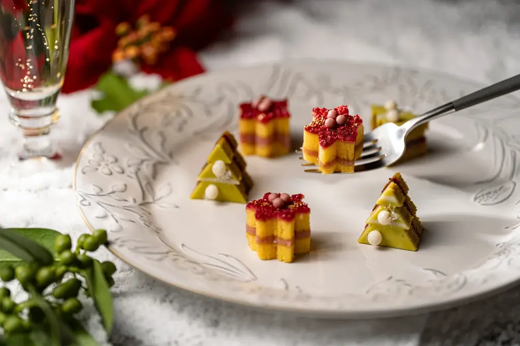 パウンドケーキ専門店「パティスリーパブロフ」グランシェフ近藤が贈る2025年クリスマスケーキ 画像 5