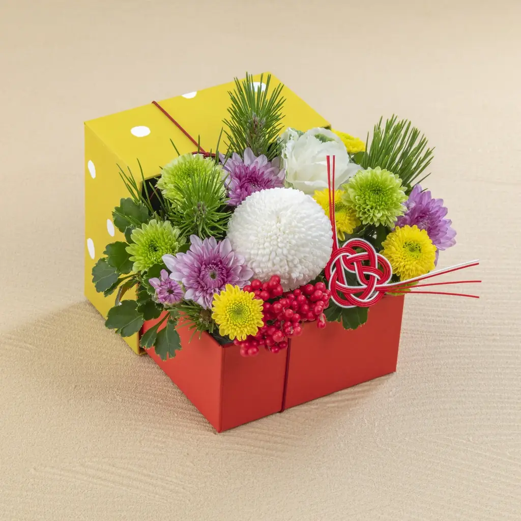 【鈴木マサル×日比谷花壇】完全描き下ろし北欧風デザインで心温まる冬のギフトをお届け。花を楽しんだ後も「ストーリーが続く」クリスマス・お正月フラワーアイテムが登場！ 画像 15