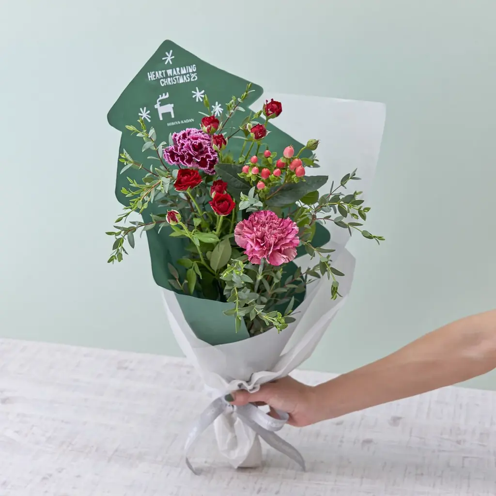 【鈴木マサル×日比谷花壇】完全描き下ろし北欧風デザインで心温まる冬のギフトをお届け。花を楽しんだ後も「ストーリーが続く」クリスマス・お正月フラワーアイテムが登場！ 画像 23