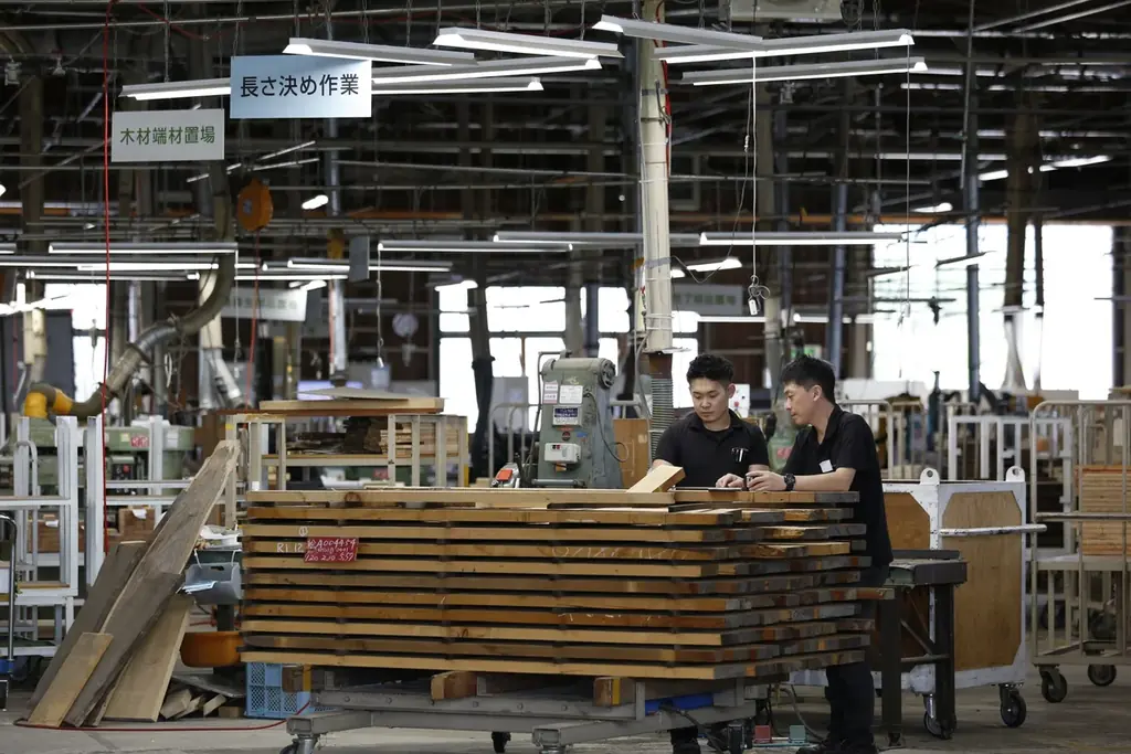 【アルテマイスター × Sghr スガハラ】ガラスの魅力が詰まった新作仏具「流彩」を発売 画像 11