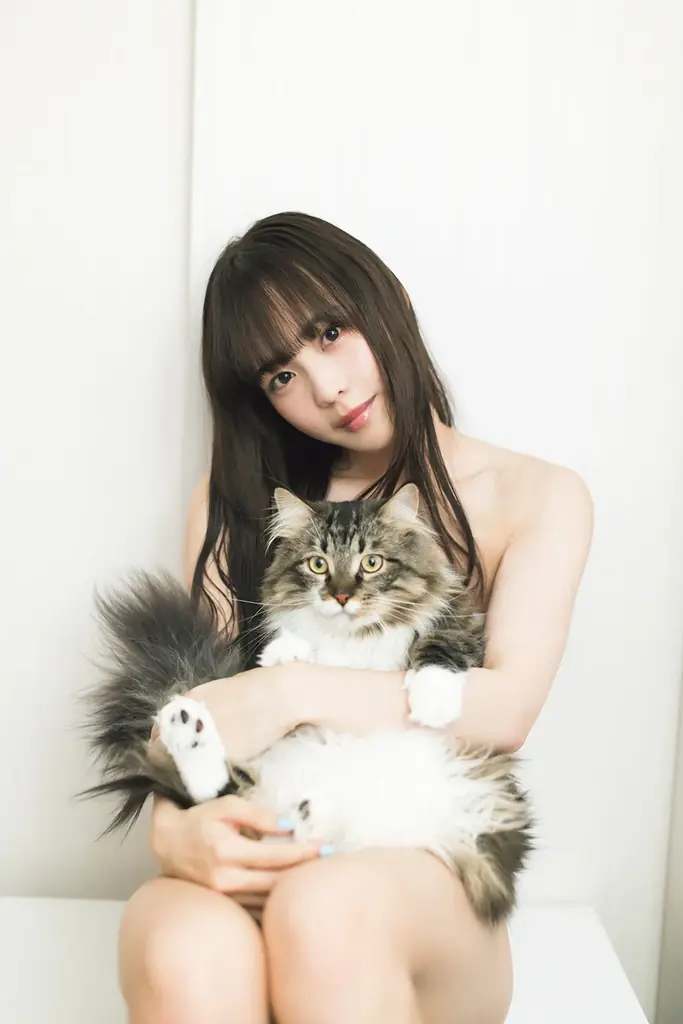 ”風呂キャンセル界隈”で話題、鈴木Mob. 1st写真集が11月5日発売、”前代未聞”怒涛のお風呂ロケを敢行 画像 3