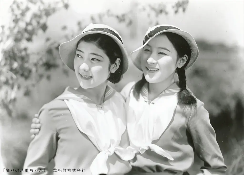 昭和100年記念！昭和初期、小津安二郎監督、清水宏監督などの作品冒頭を彩った“松竹映画モノクロオープニングロゴ”がTシャツになって登場！ 画像 6