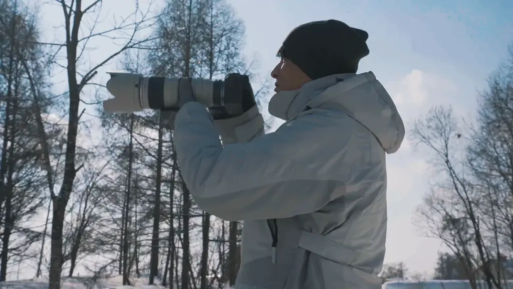 氷上でも滑りにくい“冬靴”を北海道のスペシャリストたちが語る。DANNERが冬の名品「GLACIER」の新ビジュアルムービーを公開 画像 3
