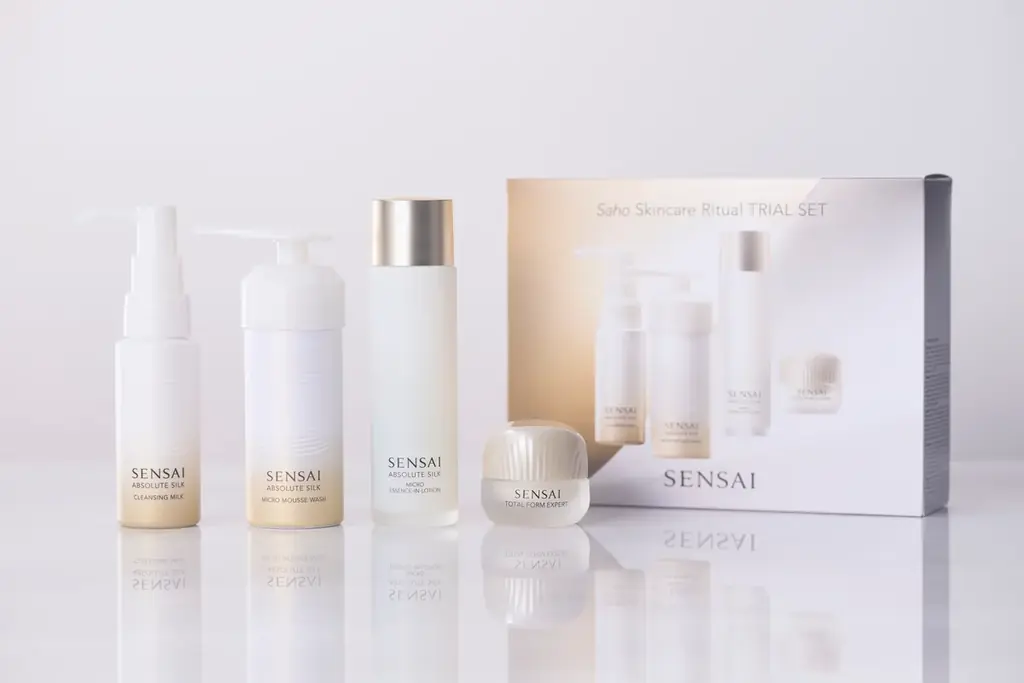 SENSAIから、一年を艶やかに締めくくるスキンケアアイテムを集めた、煌めきに包まれた“宝づくし”の「ホリデーギフト」2025年11月4日（火）発売 画像 5
