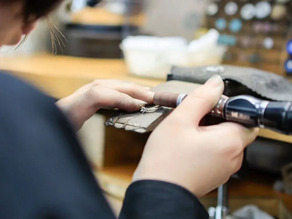 日本製の結婚指輪と婚約指輪ブランド 鶴(mikoto) 新宿アトリエオープン！！ 画像 5