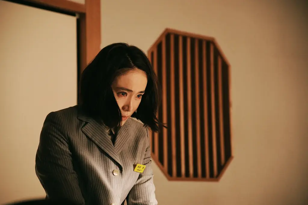 ABEMAオリジナルドラマ『MISS KING / ミス・キング』第6話は、今夜8時より無料配信開始！第6話のあらすじ・場面写真を公開 画像 4