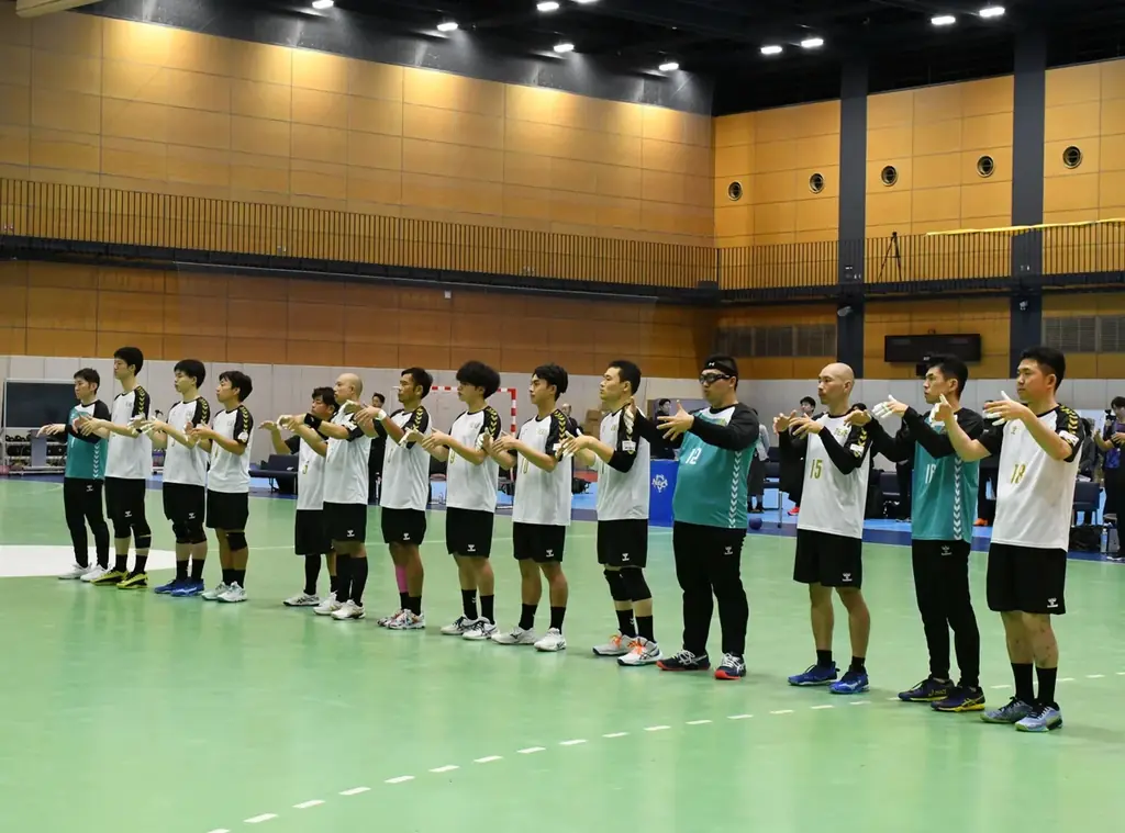 ヒュンメルがデフハンドボール男子日本代表、手話の入った代表ユニフォームを発表！ 画像 8