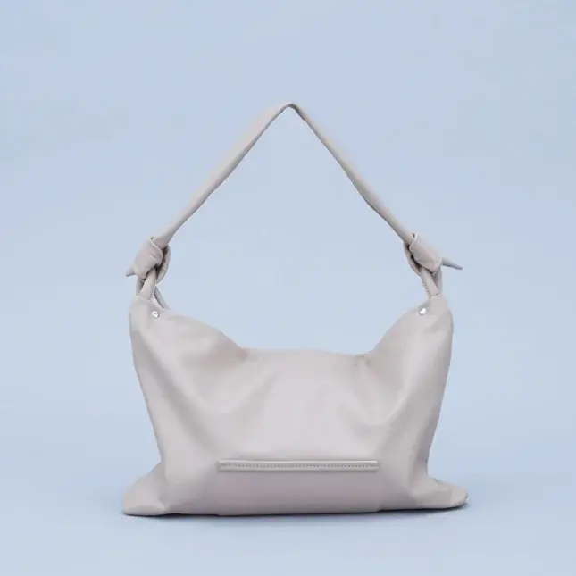 「From Skin to Leather ― 皮から革へ ―」レザーバッグブランド RETHAEL、エキシビジョンをHIRAMATSUGUMIにて開催 画像 4