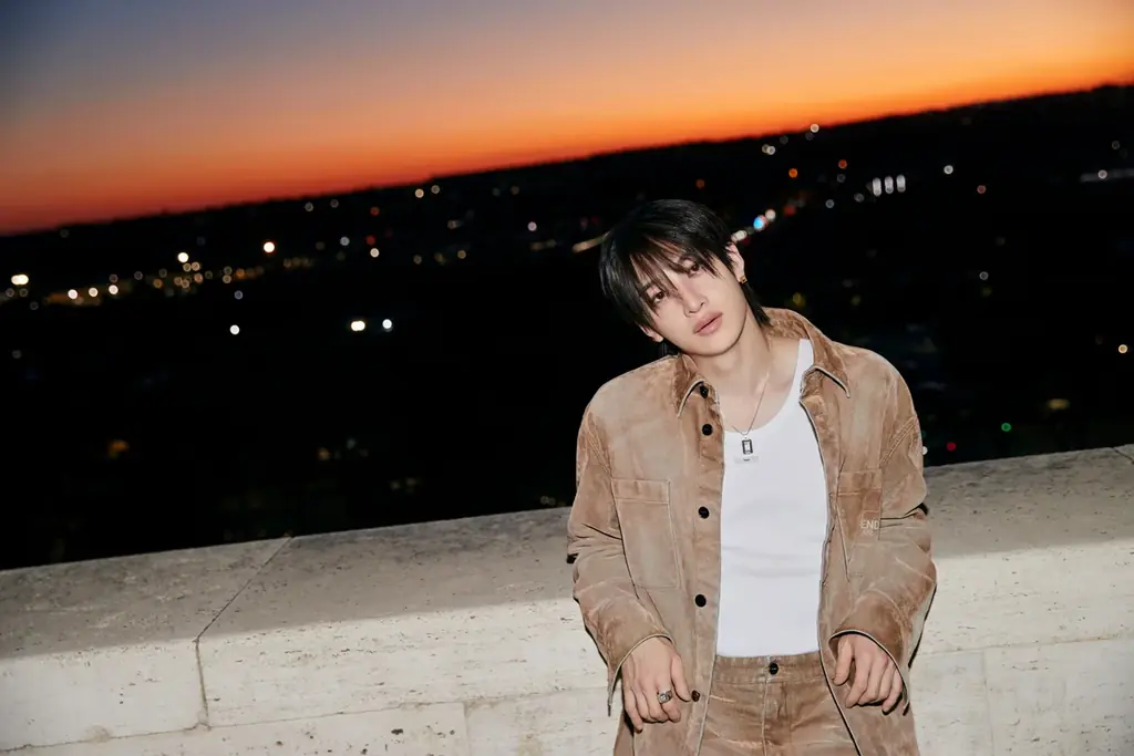 フェンディとStray Kidsのバンチャンが、ニューシングル「Roman Empire」を発表！ 画像 2