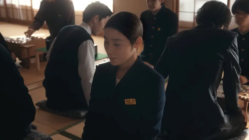 ドラマ『MISS KING / ミス・キング』第6話、「ABEMA」で無料配信開始！のん“飛鳥”、超重要な対局中の“もぐもぐタイム”に反響 画像 4