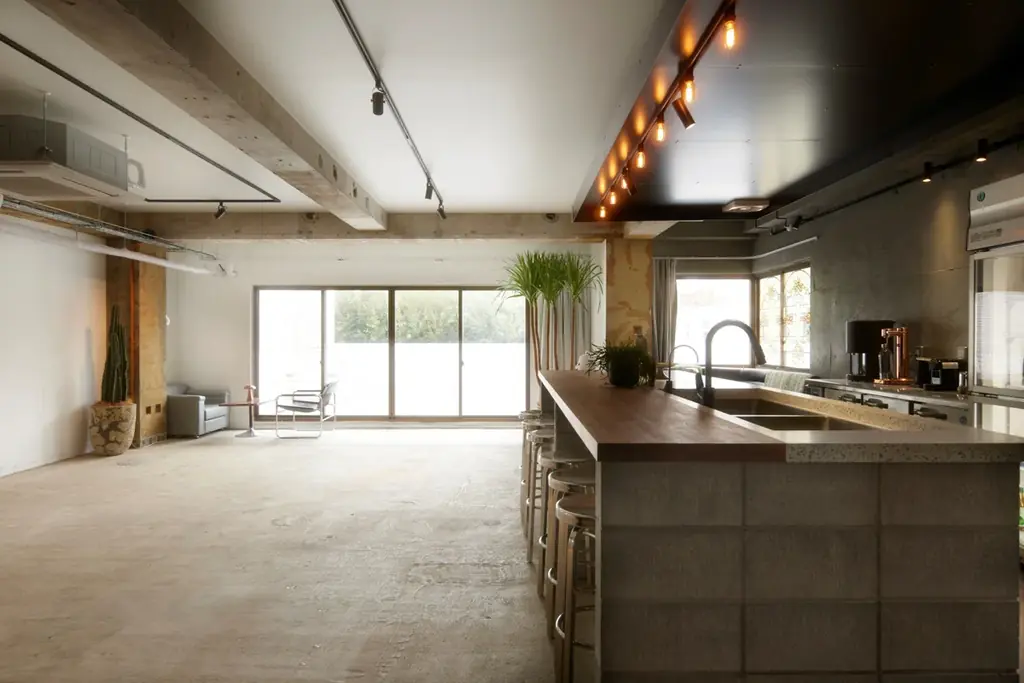 千駄ヶ谷に、イベント・オフィスワーク・撮影スタジオ利用が可能な多目的スペース『CINCI（シンチ）』11月4日オープン 画像 1