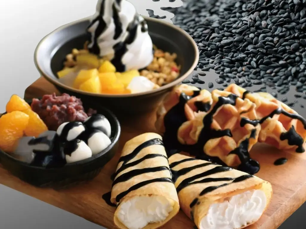 【ニラックスブッフェでスイーツを満喫♪】11/14-11/30の限定メニュー！スイーツコーナーに『沼る！魅惑の黒ごまソース』が登場！今年のブラックフライデーは“ブラックスイーツ”の食べ放題を楽しもう！ 画像 4