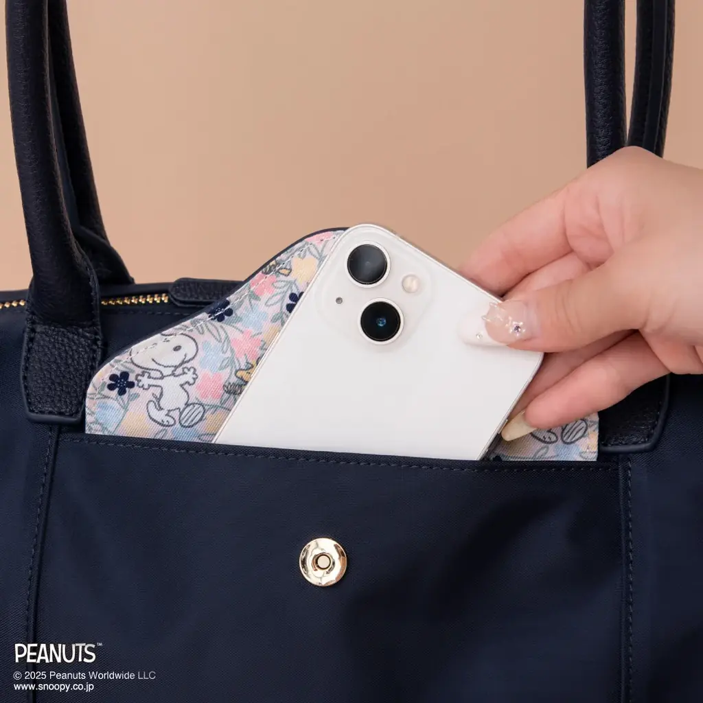 「ピーナッツ」の優しい雰囲気を詰め込んだ「スヌーピー」コレクションがサマンサタバサから登場！ 画像 8