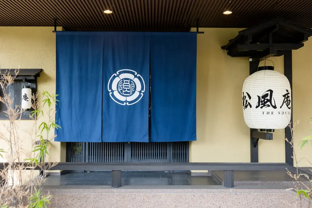 甘酸っぱい果実に本格ショコラのとろける甘さ　冬彩る「いちご×ショコラ」アフタヌーンティー 画像 12