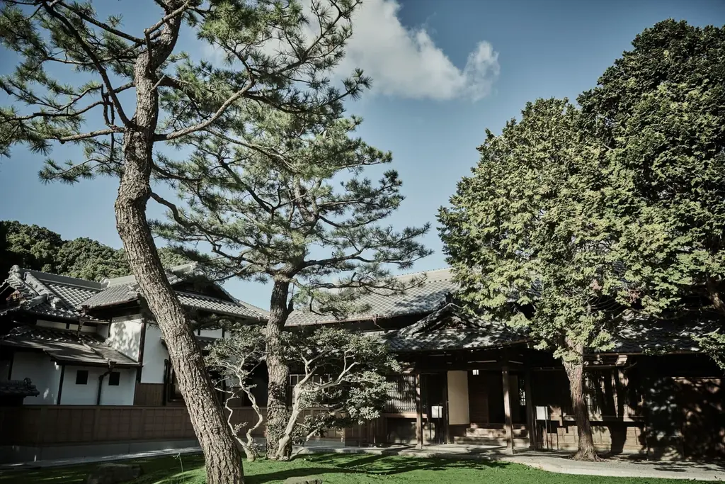 甘酸っぱい果実に本格ショコラのとろける甘さ　冬彩る「いちご×ショコラ」アフタヌーンティー 画像 17