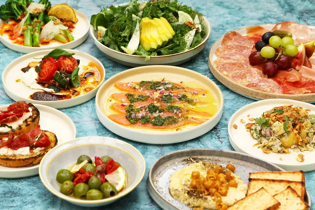 恵比寿の空に、光と緑のガーデンレストランが誕生。自然体でヘルスコンシャスなカリフォルニア・イタリアンとナチュールワインを楽しむ「GARDEN WHITE」11/27（木）アトレ恵比寿グランドオープン 画像 6