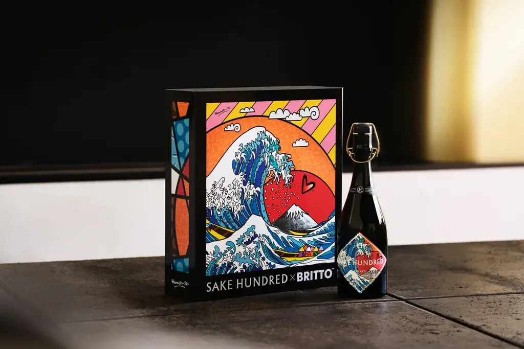 葛飾北斎の「富嶽三十六景 神奈川沖浪裏」からインスパイア。世界的ポップアーティスト ロメロ・ブリット氏とSAKE HUNDREDがコラボレーションし、全世界100本限定で発売 画像 13