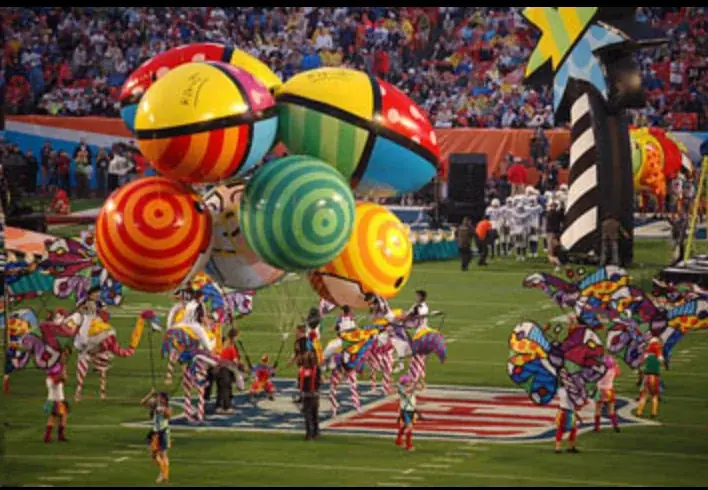 葛飾北斎の「富嶽三十六景 神奈川沖浪裏」からインスパイア。世界的ポップアーティスト ロメロ・ブリット氏とSAKE HUNDREDがコラボレーションし、全世界100本限定で発売 画像 18