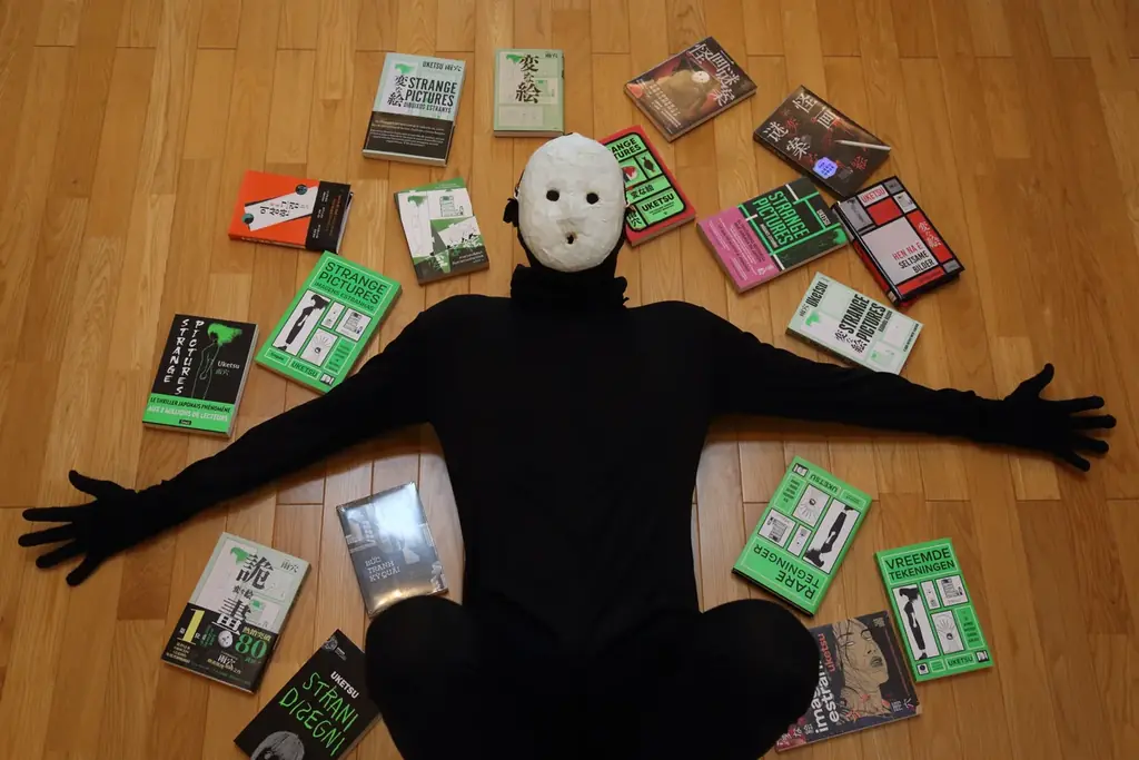 雨穴『変な絵』、イギリス最大級書店 Waterstones 2025年「Book of the Year」最終候補にノミネート選出！　世界36か国で“世界的ミリオンセラー”に！ 画像 1