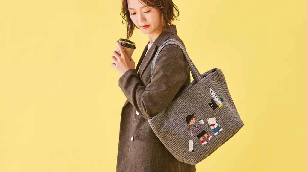 pionunnal×familiar第３弾 秋の旅行を快適に彩る、機能性に優れたバッグやマルチケースのコラボ限定モデルが新登場 NY・パリ・ハワイの３デザイン×3型展開でラインナップ 画像 6